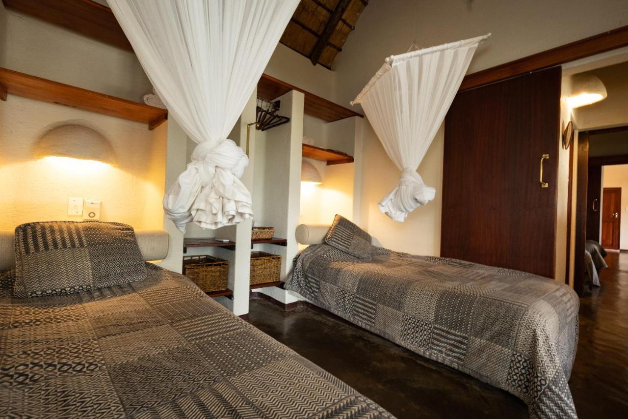 Lodge Nyati Safari *
