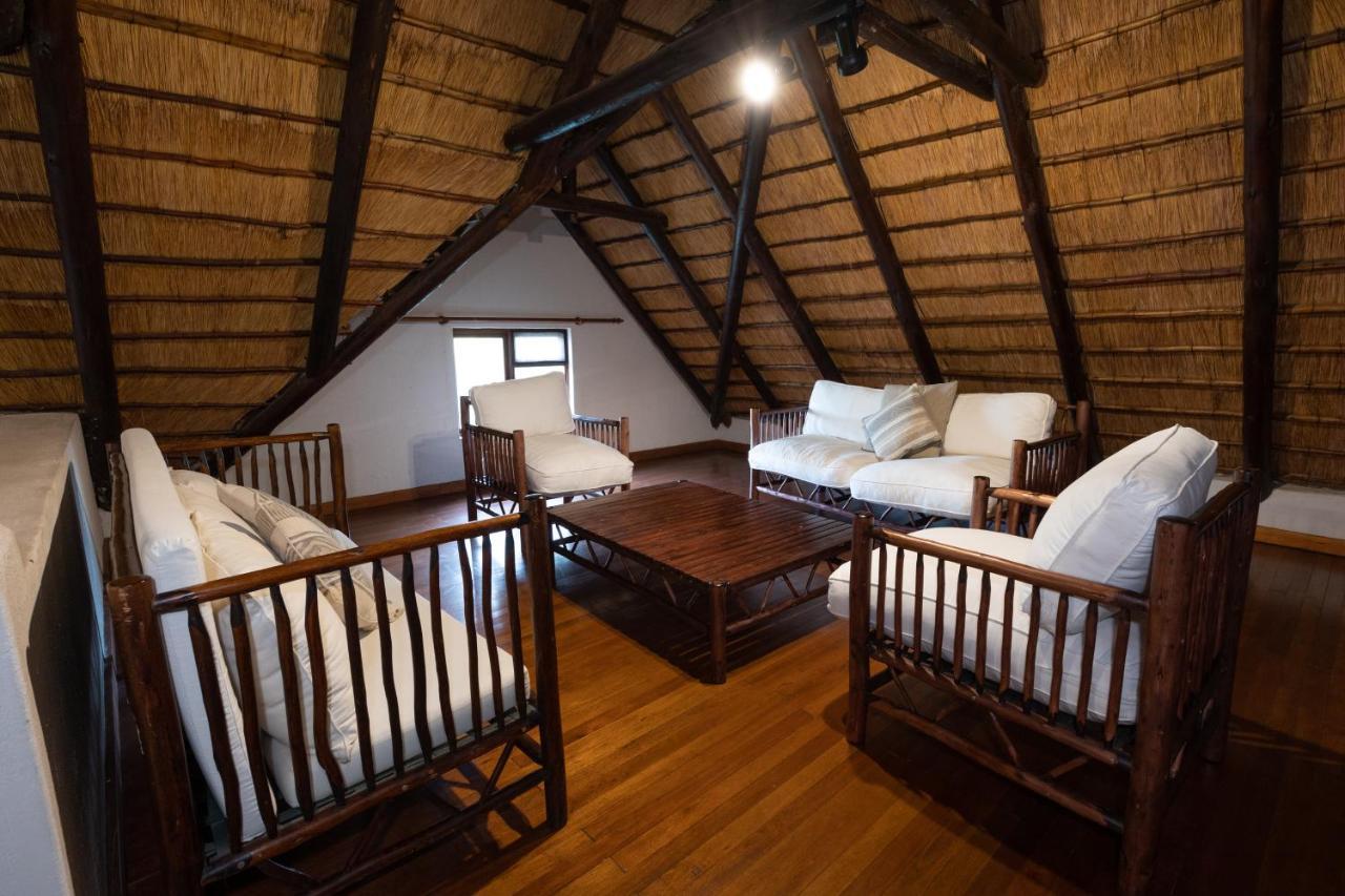 Lodge Nyati Safari *