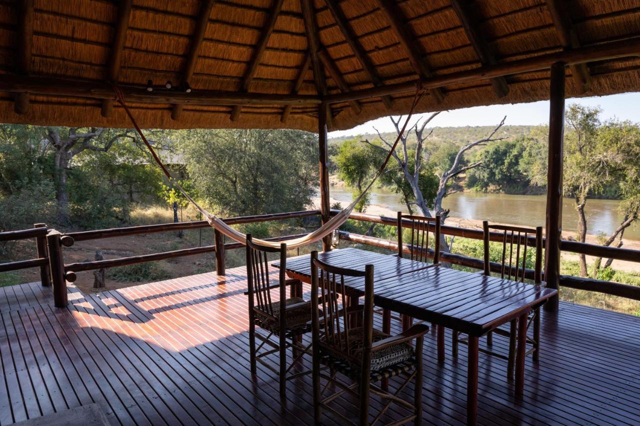 Nyati Safari